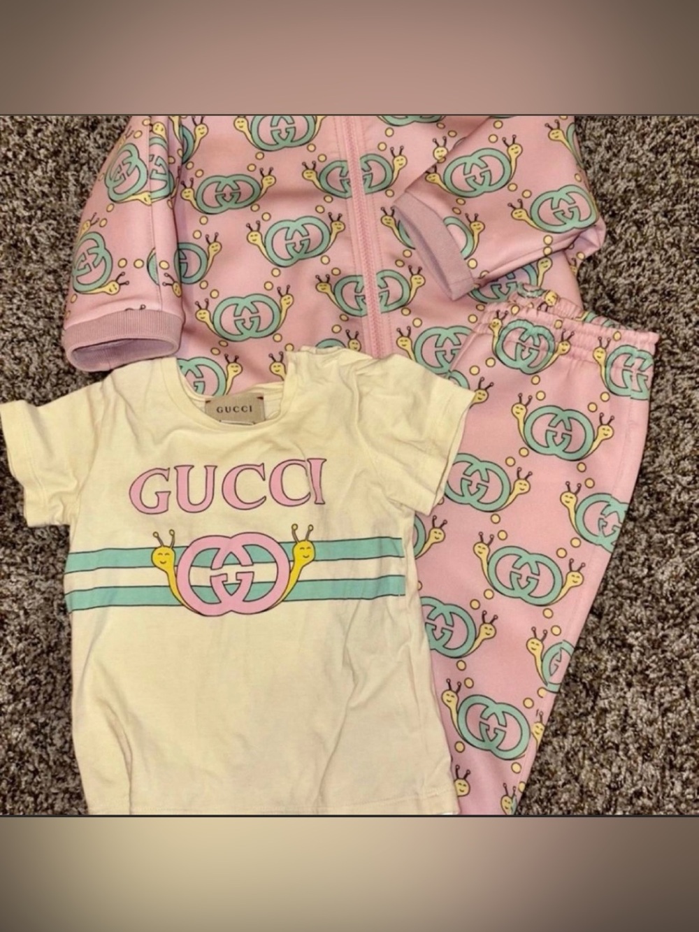 Gucci Girls' Pink Logo Track Suit 12-18m
